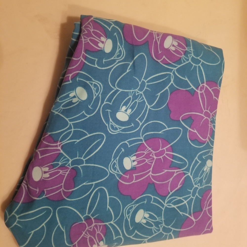 Lularoe disney leggings